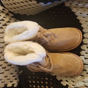Muk Luks boots